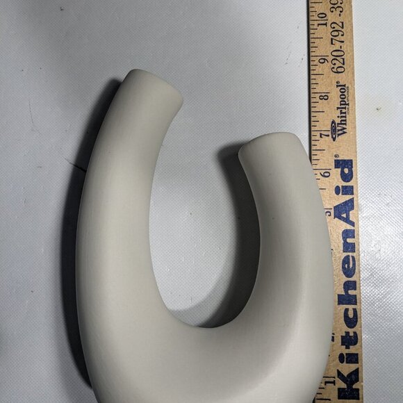 NEW- Eastern Rock Ceramic U Shape Vase Home Decor Off White - Picture 3 of 6